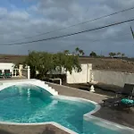 Villa Piedranegra